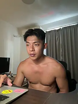 Yooo17 online show from 07.28.26