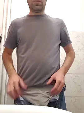 Snapshot of vali23 chatting on 02.10.26 vali23 online show from 02.10.26