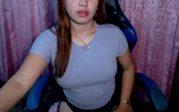 Snapshot of pinay_mayahiga chatting on 05.06.26 pinay mayahiga online show from 05.06.26