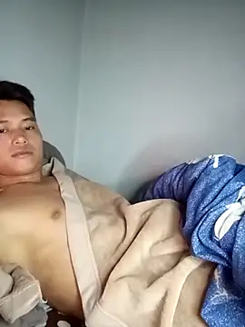 Maycute18 online show from 02.11.26