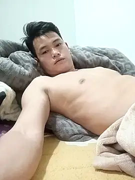 Maycute18 online show from 02.27.26