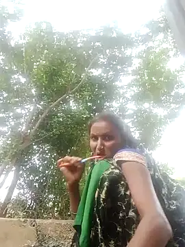 Snapshot of Juli_rathore chatting on 07.18.26 Juli rathore online show from 07.18.26