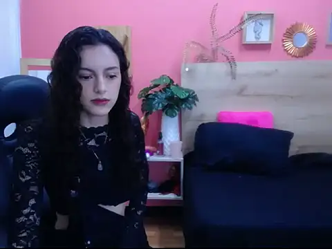 maria Turner1 online show from 01.18.26