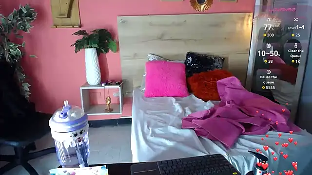 Snapshot of maria_Turner1 chatting on 05.27.26 maria Turner1 online show from 05.27.26