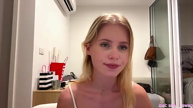 Snapshot of Slay_Swag chatting on 02.20.26 Slay Swag online show from 02.20.26