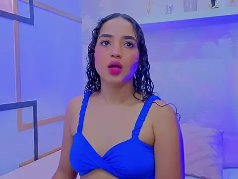 Snapshot of Emma_Thompssonn chatting on 02.28.26 Emma Thompssonn online show from 02.28.26