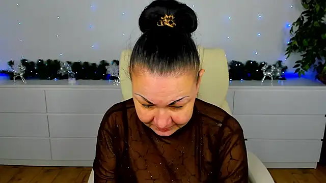 IrissMoon online show from 01.17.26