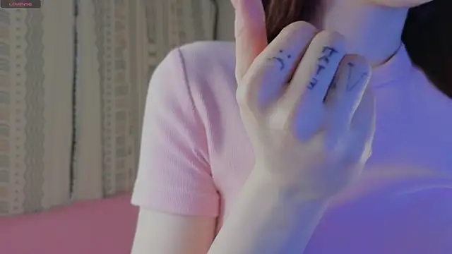 CarmaOlen online show from 04.11.26