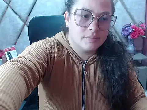 Sarah Boobs  online show from 02.24.26