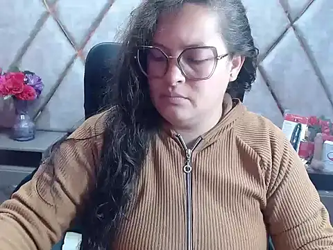 Sarah Boobs  online show from 02.28.26