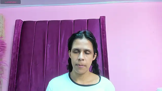 Snapshot of mitzukywinteer chatting on 04.16.26 mitzukywinteer online show from 04.16.26