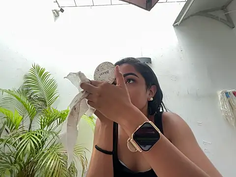 Snapshot of Auri__ chatting on 07.03.26 Auri online show from 07.03.26