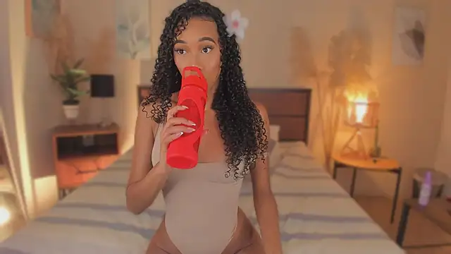 Snapshot of KaryMooon chatting on 02.07.26 KaryMooon online show from 02.07.26