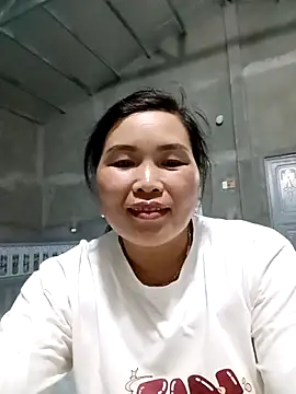 Snapshot of nana_nana99 chatting on 05.15.26 nana nana99 online show from 05.15.26