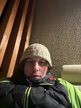 Snapshot of DaleBoca chatting on 02.17.26 DaleBoca online show from 02.17.26