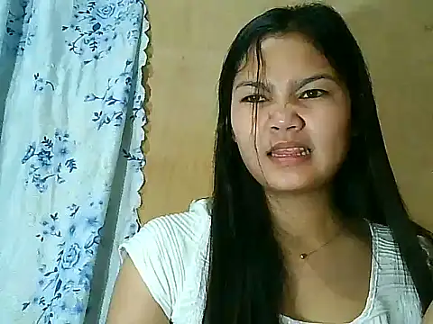 PinaySkinnyJust18 online show from 01.16.26