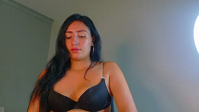 Snapshot of AmmyRouse__ chatting on 03.18.26 AmmyRouse online show from 03.18.26