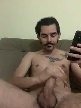 Snapshot of vilton75 chatting on 08.02.26 vilton75 online show from 08.02.26