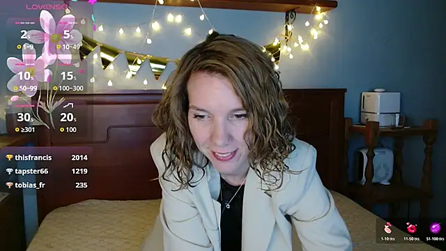 Daisy Lovely online show from 04.08.26