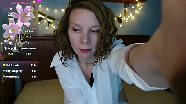 Snapshot of Daisy_Lovely chatting on 05.06.26 Daisy Lovely online show from 05.06.26