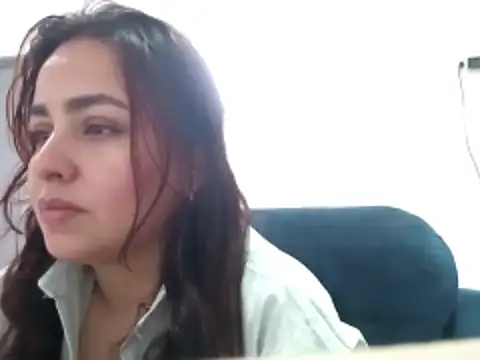 lunitahoney13 online show from 02.19.26