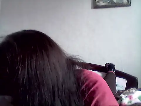 Snapshot of AllinaKis chatting on 02.14.26 AllinaKis online show from 02.14.26