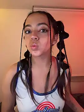 laraa rous online show from 05.08.26