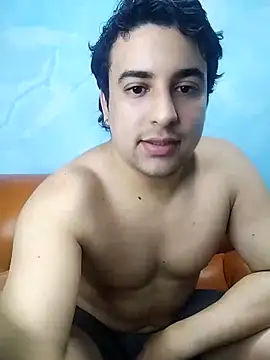 Snapshot of AxelWhitte chatting on 02.21.26 AxelWhitte online show from 02.21.26