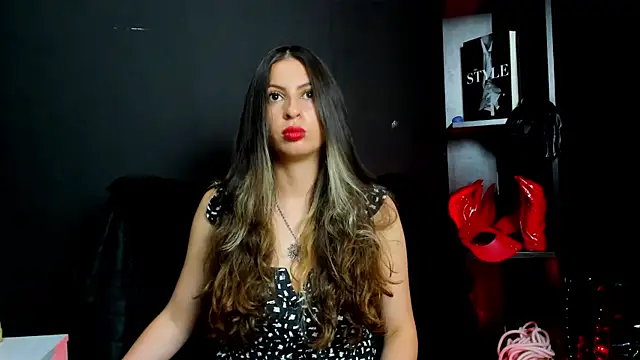 Snapshot of GoddesLeila chatting on 07.10.26 GoddesLeila online show from 07.10.26