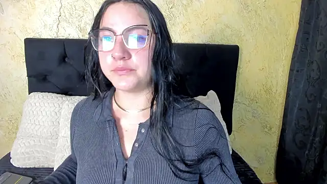 Snapshot of JeniferPowell_nm chatting on 02.23.26 JeniferPowell nm online show from 02.23.26