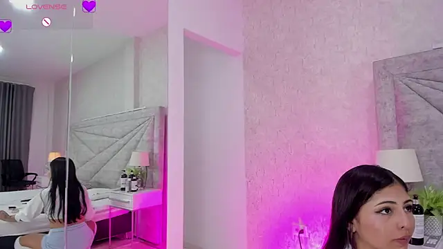 Snapshot of RousSweet- chatting on 02.11.26 RousSweet- online show from 02.11.26