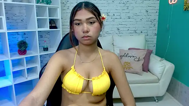 Snapshot of mayli_marie chatting on 02.01.26 mayli marie online show from 02.01.26