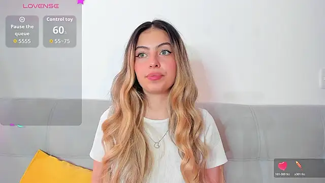 Snapshot of Fernanda_aaaa chatting on 02.05.26 Fernanda aaaa online show from 02.05.26