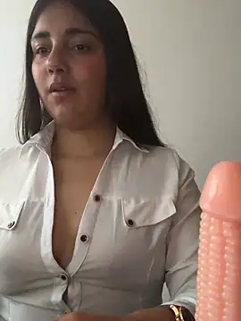 A-uroora online show from 02.22.26