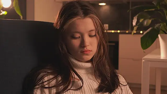 EleniRoeber online show from 02.18.26