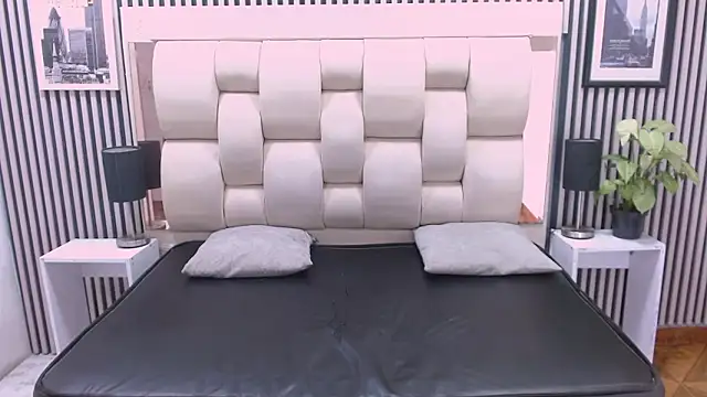 William Lewis online show from 02.02.26