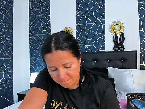 KikyNaughty online show from 02.17.26