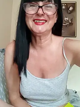 Snapshot of AliceSwan57 chatting on 06.12.26 AliceSwan57 online show from 06.12.26