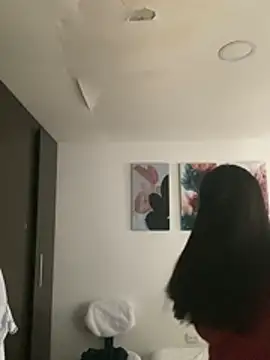 JuliaaVega online show from 03.10.26