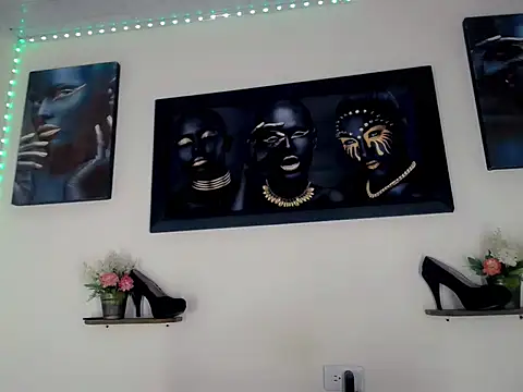 Tatoo Noah online show from 04.15.26