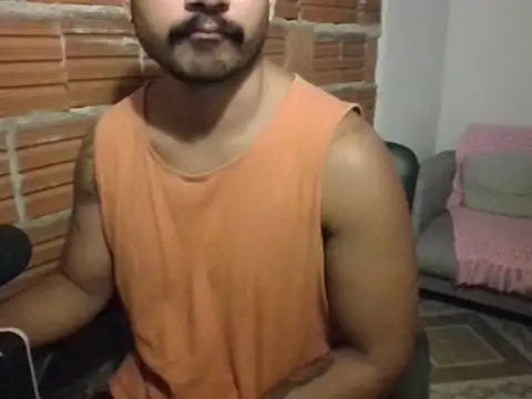 Snapshot of moreno18rn chatting on 04.14.26 moreno18rn online show from 04.14.26