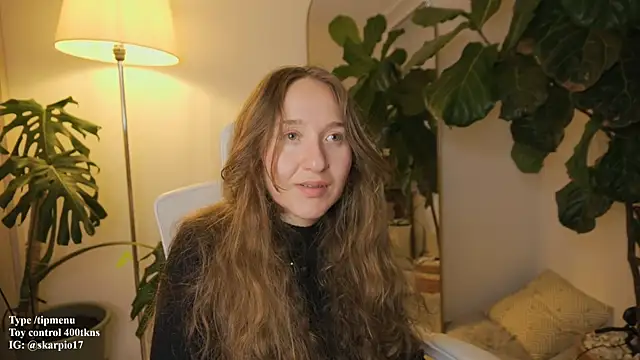 Snapshot of Scarlett_NoirMuse chatting on 02.13.26 Scarlett NoirMuse online show from 02.13.26