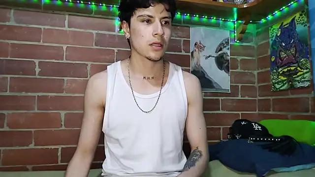 Snapshot of PaulDamico chatting on 04.18.26 PaulDamico online show from 04.18.26