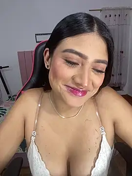 Snapshot of GabrielaZuluaga chatting on 03.05.26 GabrielaZuluaga online show from 03.05.26