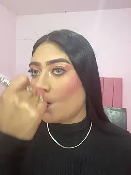 Snapshot of GabrielaZuluaga chatting on 04.14.26 GabrielaZuluaga online show from 04.14.26