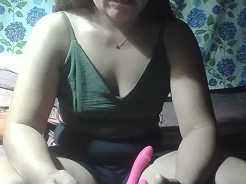 Snapshot of juliana_babe chatting on 05.10.26 juliana babe online show from 05.10.26