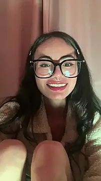 Snapshot of _Lucycherry chatting on 06.20.26 Lucycherry online show from 06.20.26