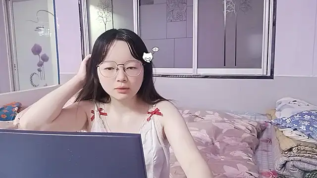 Snapshot of weiwei4999 chatting on 02.13.26 weiwei4999 online show from 02.13.26