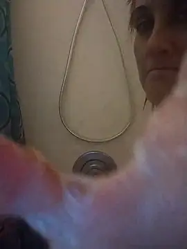 BusyB1983 online show from 04.01.26