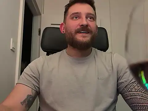 TacticalXXL7 online show from 04.16.26